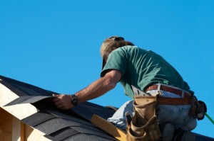 fall-from-roof-accident-image